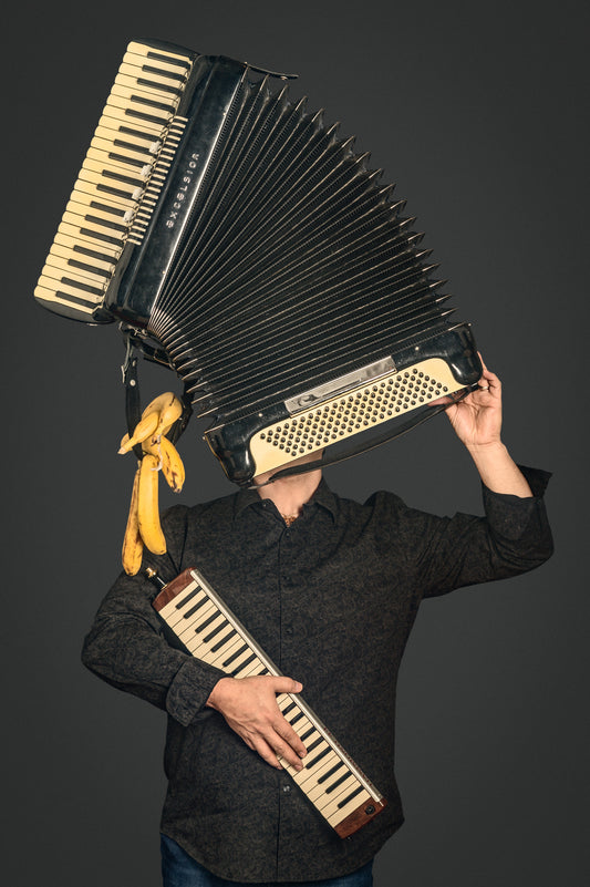 Cyrus Madan Instrumenthead