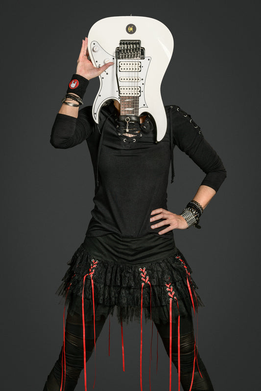 Jen Majura Instrumenthead